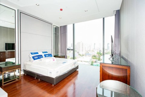 Condo in Watthana, Bangkok, Thailand, 2 bedrooms  № 133662 - photo 5