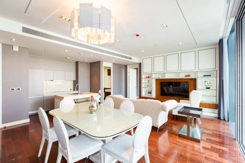 Condo in Watthana, Bangkok, Thailand, 2 bedrooms  № 133662 - photo 3