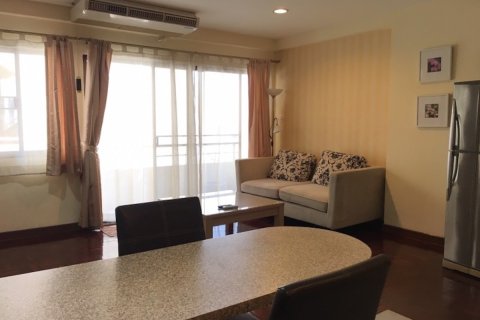 Condo in Khlong Toei, Bangkok, Thailand, 2 bedrooms  № 200692 - photo 7