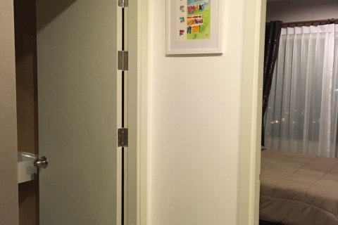 Studio dans le Condo à Bangkok, Thaïlande  № 145786 - photo 9