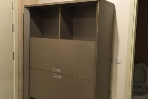 Studio dans le Condo à Bangkok, Thaïlande  № 145786 - photo 6