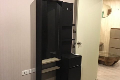 Studio dans le Condo à Bangkok, Thaïlande  № 145786 - photo 3