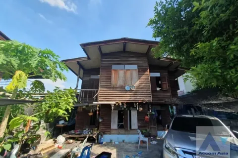 Land in Watthana, Bangkok, Thailand № 219536