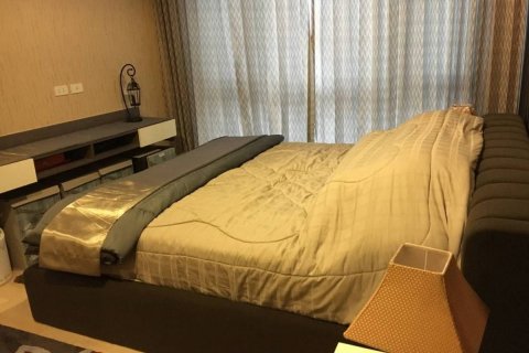 Studio dans le Condo à Watthana, Bangkok, Thaïlande  № 146274 - photo 8