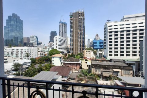 Condo à Bang Rak, Bangkok, Thaïlande, 2 chambres  № 164137 - photo 4