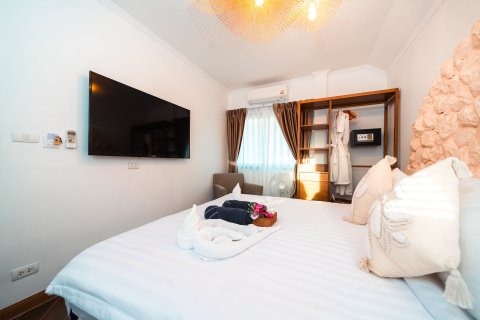 Villa in Phuket, Thailand 6 bedrooms № 164142 - photo 27