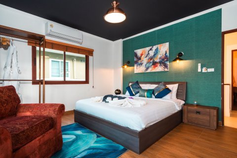 Villa in Phuket, Thailand 6 bedrooms № 164142 - photo 11