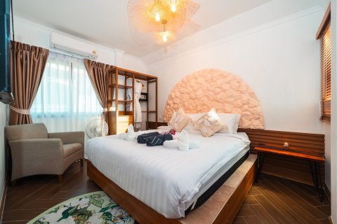 Villa in Phuket, Thailand 6 bedrooms № 164142 - photo 19