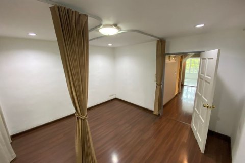 Shophouse in Watthana, Bangkok, Thailand № 151610 - photo 4