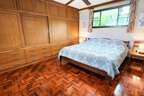 Villa in Chiang Mai, Thailand 5 bedrooms № 146072 - photo 11