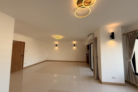 Studio in the Condo in Chiang Mai, Thailand  № 138355 - photo 2