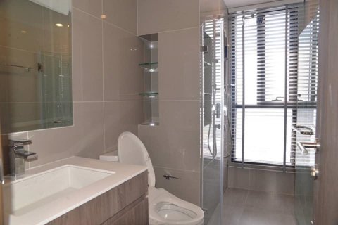 Condo à Watthana, Bangkok, Thaïlande, 1 chambre № 200630 - photo 2