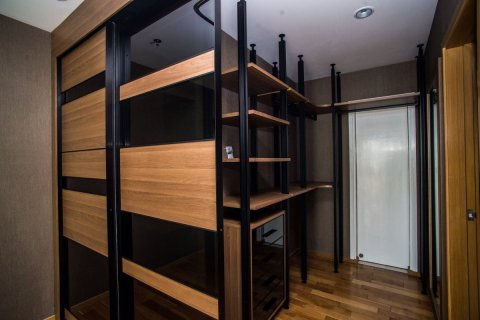 Condo à Watthana, Bangkok, Thaïlande, 1 chambre № 200627 - photo 2