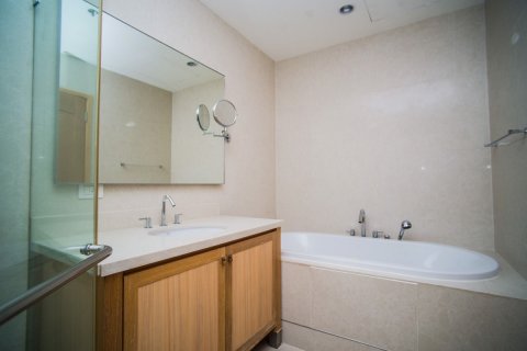 Condo à Watthana, Bangkok, Thaïlande, 1 chambre № 200627 - photo 4