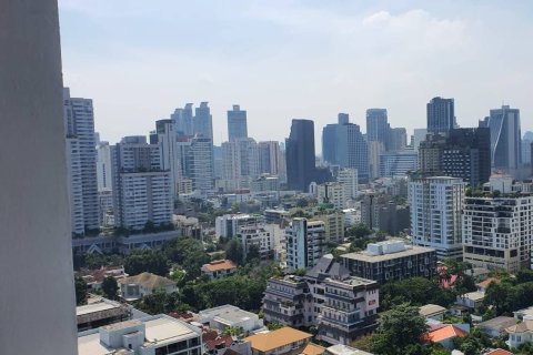 Condo à Watthana, Bangkok, Thaïlande, 3 chambres № 200628 - photo 2