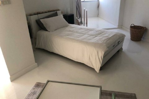 Condo à Watthana, Bangkok, Thaïlande, 3 chambres № 200628 - photo 14