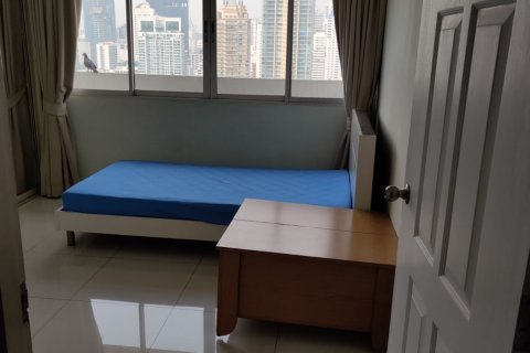 Condo à Watthana, Bangkok, Thaïlande, 3 chambres № 200628 - photo 4