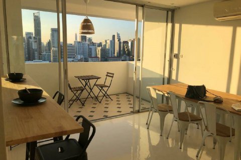 Condo à Watthana, Bangkok, Thaïlande, 3 chambres № 200628 - photo 17