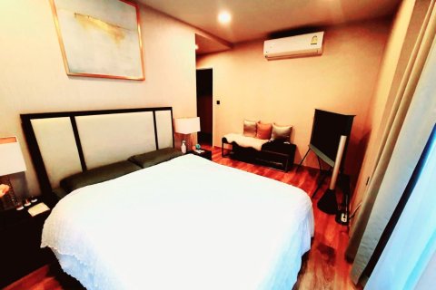 Condo à Sathon, Bangkok, Thaïlande, 2 chambres  № 170956 - photo 4