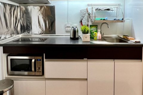 Studio in the Condo in Huai Khwang, Bangkok, Thailand  № 170958 - photo 6