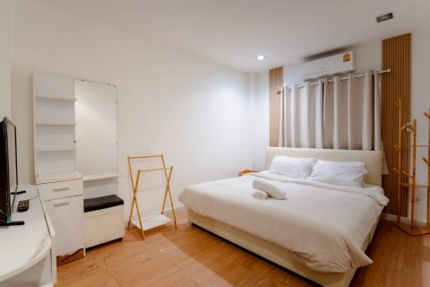 Villa in Hua Hin, Thailand 5 bedrooms № 170957 - photo 23