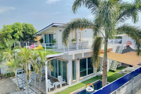 Villa in Hua Hin, Thailand 5 bedrooms № 170957