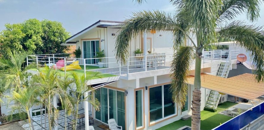 Villa in Hua Hin, Thailand 5 bedrooms № 170957