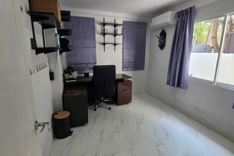 House in Phuket, Thailand 2 bedrooms № 170959 - photo 14