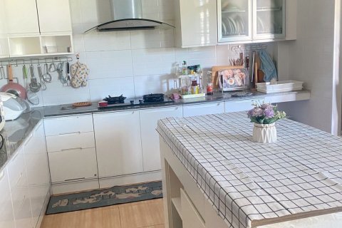 House in Nakhon Nayok, Thailand 5 bedrooms № 154844 - photo 7