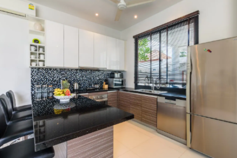 Villa in Phuket, Thailand 3 bedrooms № 152096 - photo 6