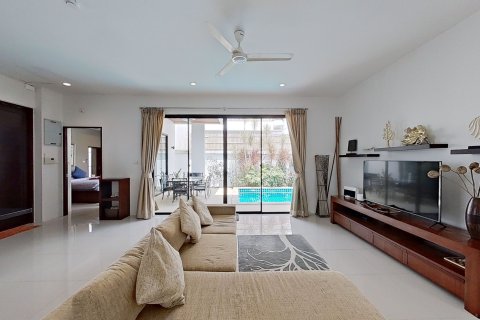 Villa in Phuket, Thailand 3 bedrooms № 152096 - photo 14