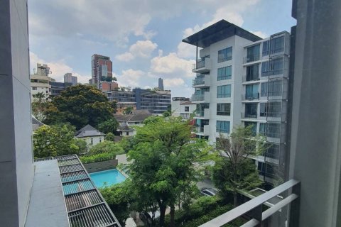 Studio dans le Condo à Khlong Toei, Bangkok, Thaïlande  № 152097 - photo 9