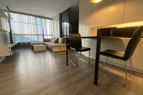 Studio dans le Condo à Khlong Toei, Bangkok, Thaïlande  № 152097 - photo 2