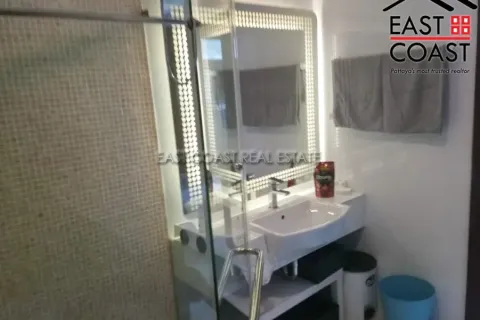Condominio de 1 dormitorio en Pattaya, Tailandia № 213746 - foto 8