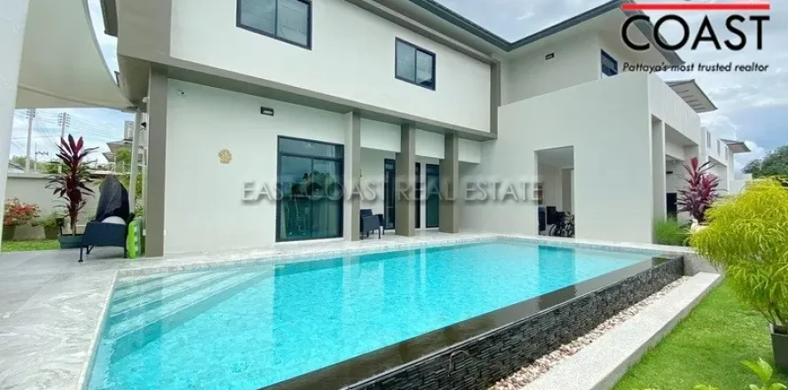 Casa de 5 dormitorios en Pattaya, Tailandia № 213751