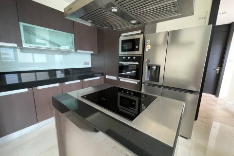 Кондоминиум с 3 спальнями в Бангкоке, Таиланд № 155441 - фото 4