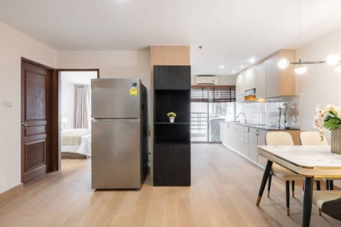 Condo in Bangkok, Thailand, 2 bedrooms  № 155437 - photo 10
