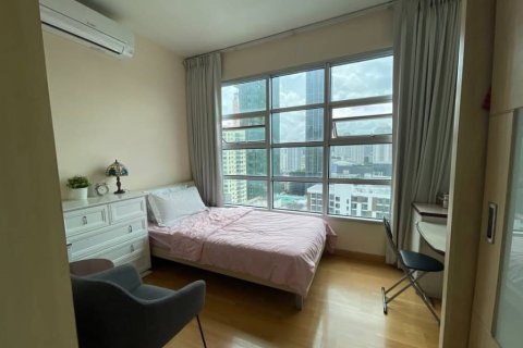 Кондоминиум с 3 спальнями в Бангкоке, Таиланд № 155439 - фото 3