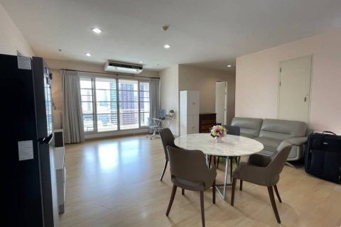 Кондоминиум с 3 спальнями в Бангкоке, Таиланд № 155439 - фото 1