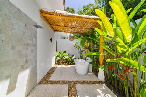 Villa in Ko Samui, Thailand 3 bedrooms № 136134 - photo 14