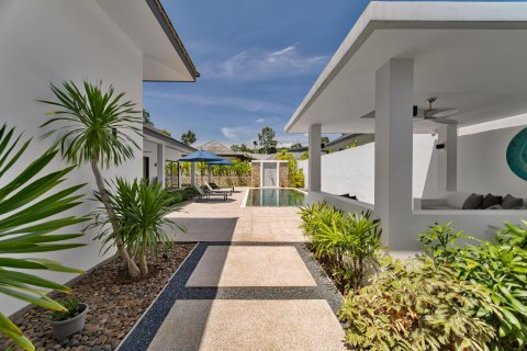 Villa in Ko Samui, Thailand 3 bedrooms № 136134 - photo 8
