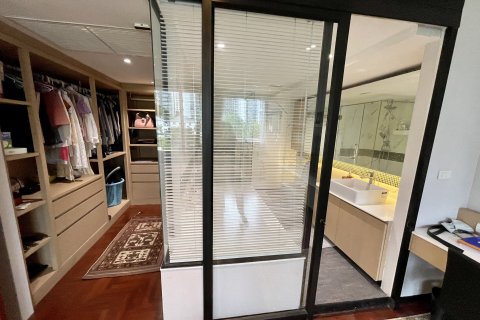 Кондоминиум с 2 спальнями в Клонг Тоэй, Бангкок, Таиланд № 136135 - фото 8