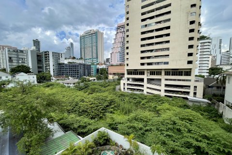 Кондоминиум с 2 спальнями в Клонг Тоэй, Бангкок, Таиланд № 136135 - фото 11