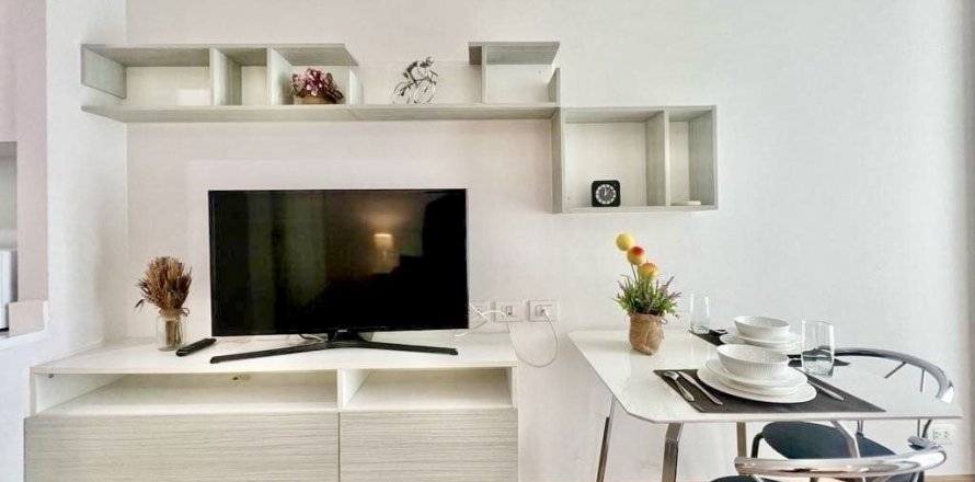 Studio dans le Condo à Chiang Mai, Thaïlande № 136136