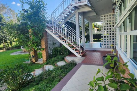 House in Chiang Mai, Thailand 4 bedrooms № 120149 - photo 19