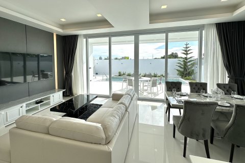 Вилла в Паттайе, Таиланд с 3 спальнями  № 153578 - фото 22