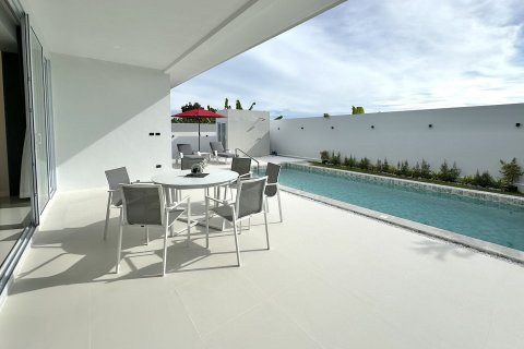 Вилла в Паттайе, Таиланд с 3 спальнями  № 153578 - фото 24