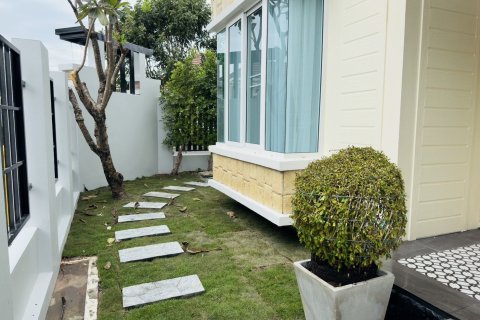 House in Pattaya, Thailand 3 bedrooms № 153577 - photo 20