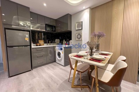 Condo in Pattaya, Thailand, 1 bedroom № 204689 - photo 5