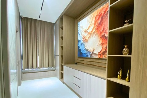 Villa in Pattaya, Thailand 4 bedrooms № 176783 - photo 8